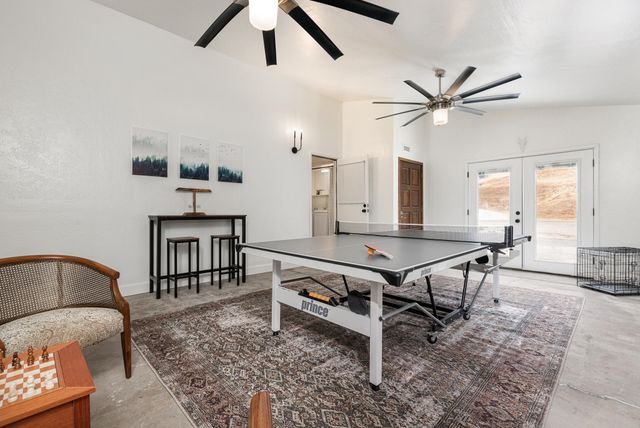 44762 Hammond Drive, Three Rivers, CA 93271