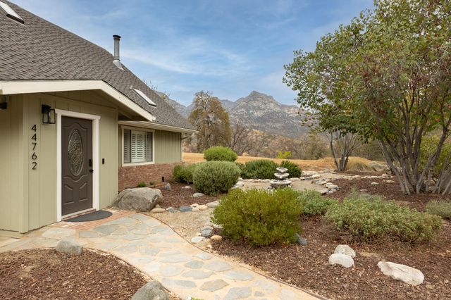 44762 Hammond Drive, Three Rivers, CA 93271