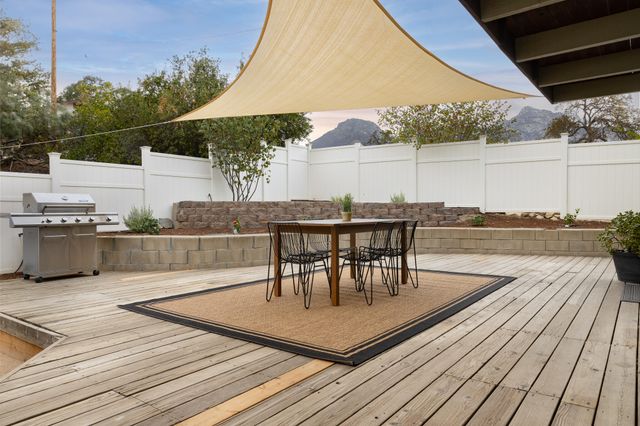 44762 Hammond Drive, Three Rivers, CA 93271