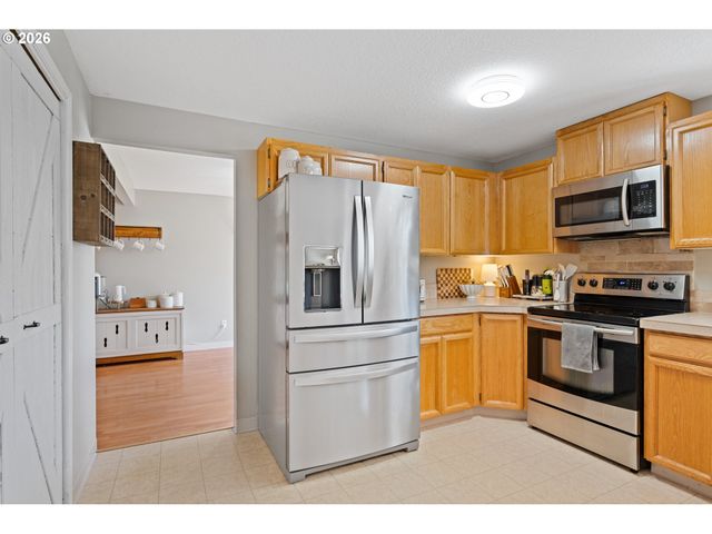 168 DECATUR Dr, Kelso, WA 98626