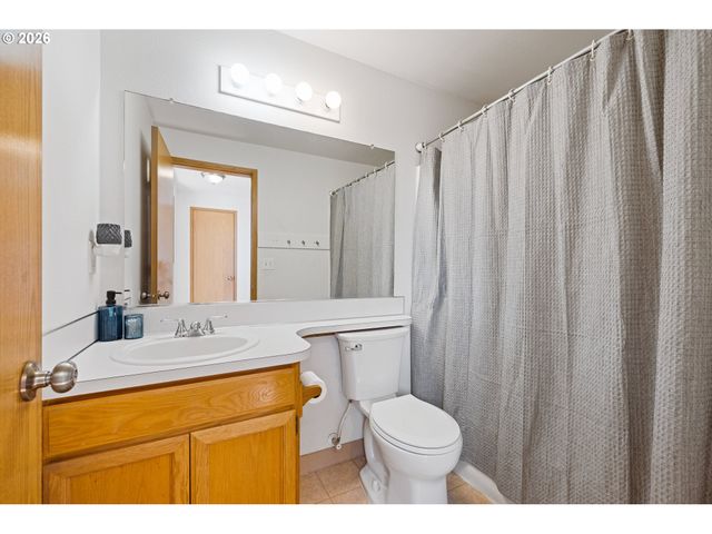 168 DECATUR Dr, Kelso, WA 98626