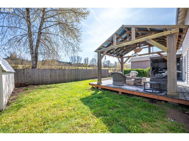 168 DECATUR Dr, Kelso, WA 98626