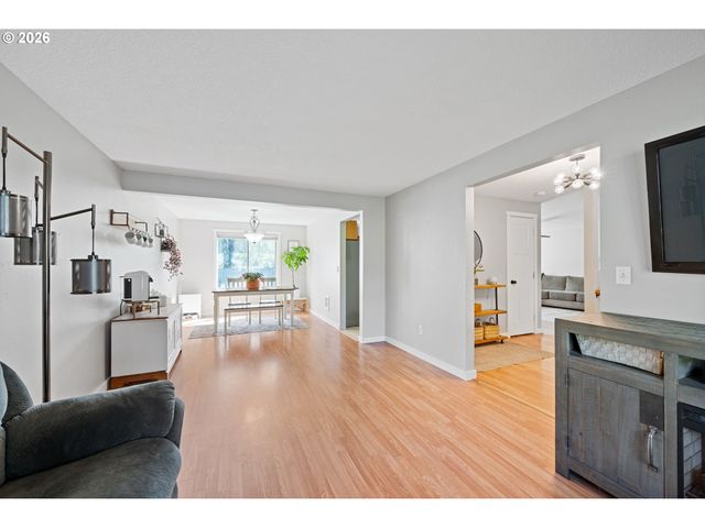 168 DECATUR Dr, Kelso, WA 98626