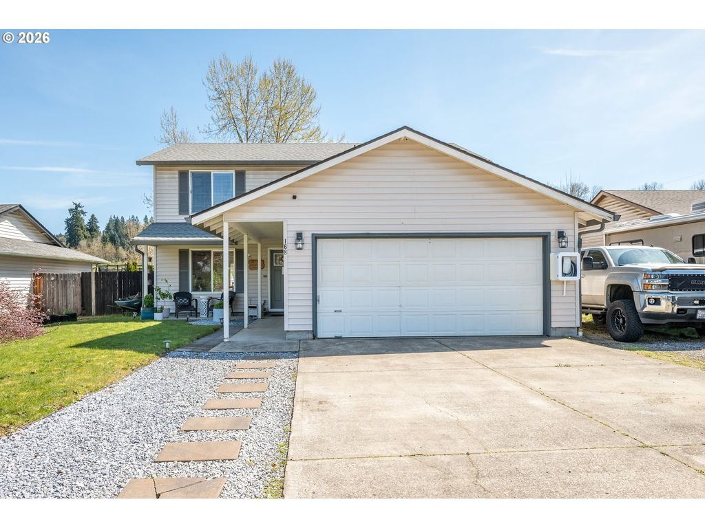 168 DECATUR Dr, Kelso, WA 98626