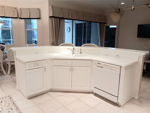 6828 WINSLOW STREET, Sarasota, FL 34243