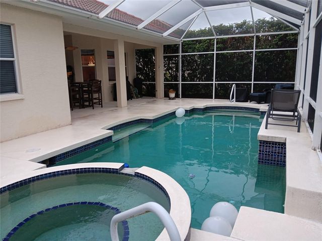 6828 WINSLOW STREET, Sarasota, FL 34243