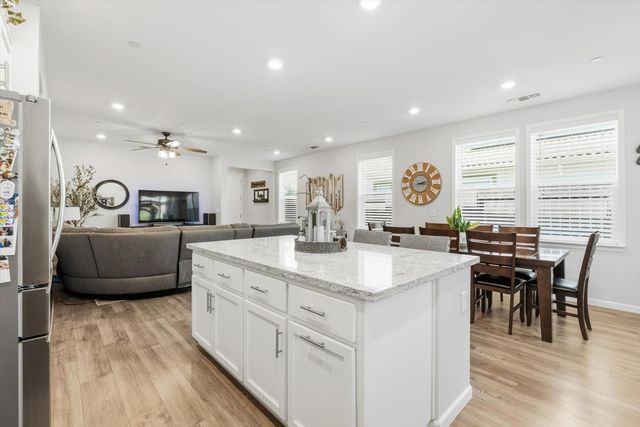 613 Brooklyn Ct, Lincoln, CA 95648