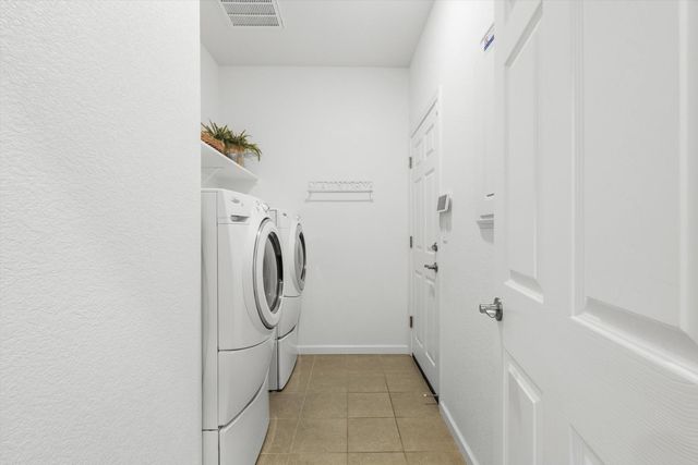 613 Brooklyn Ct, Lincoln, CA 95648