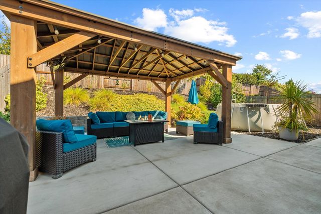 613 Brooklyn Ct, Lincoln, CA 95648