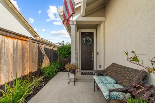 613 Brooklyn Ct, Lincoln, CA 95648