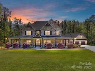 5933 Legacy Lane, Kannapolis, NC 28081