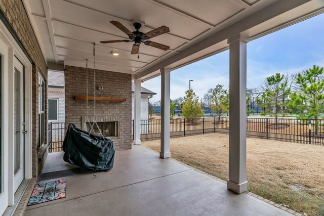 6412 Armstrong Dr, Hermitage, TN 37076