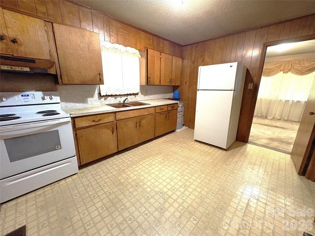 723 Kings Mountain Street, Clover, SC 29710