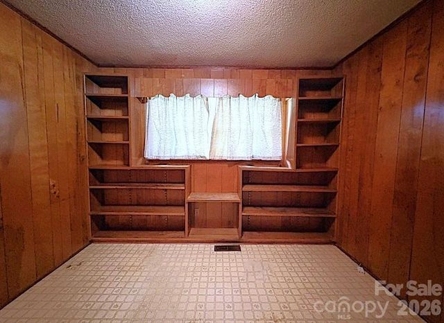 723 Kings Mountain Street, Clover, SC 29710