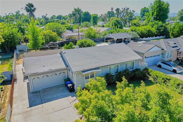 8357 Aura, Northridge, CA 91324