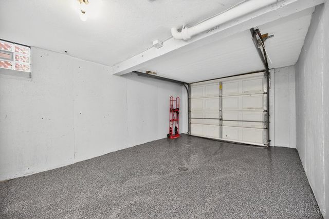 3032 S Hegry Circle, Cincinnati, OH 45238