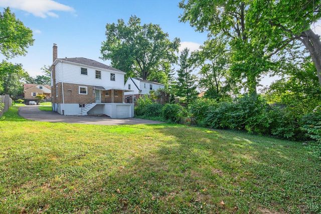 3032 S Hegry Circle, Cincinnati, OH 45238