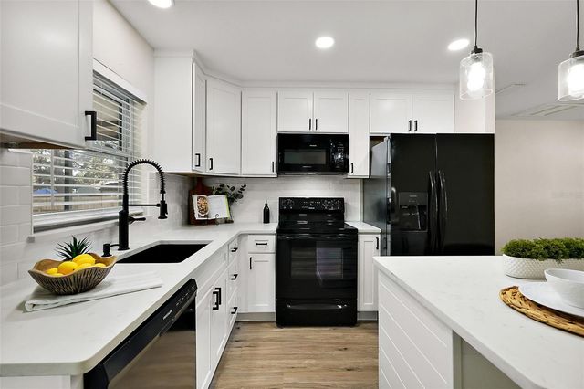 4614 EAGLES NEST ROAD, Fruitland Park, FL 34731