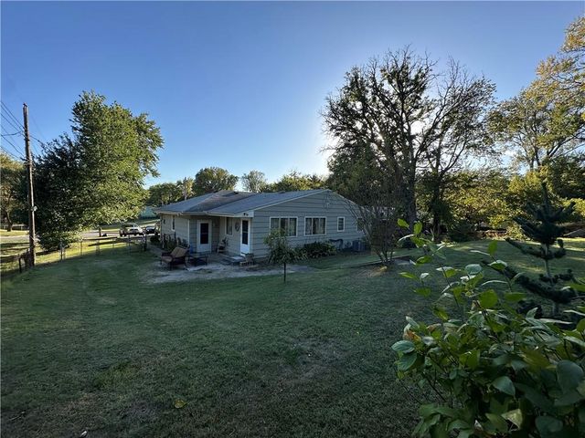 5300 Georgia Avenue, Kansas City, KS 66104