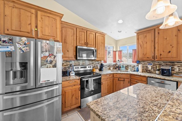 14348 S ARCADIA ROSE LN, Herriman, UT 84096