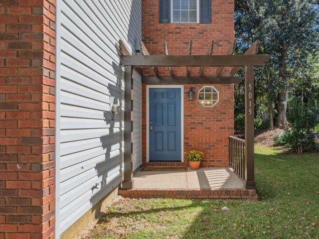 5015 Mint Hill Court, Tallahassee, FL 32309