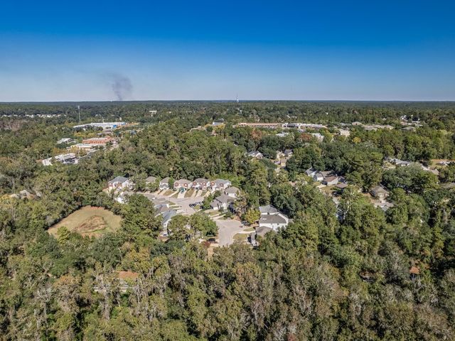 5015 Mint Hill Court, Tallahassee, FL 32309