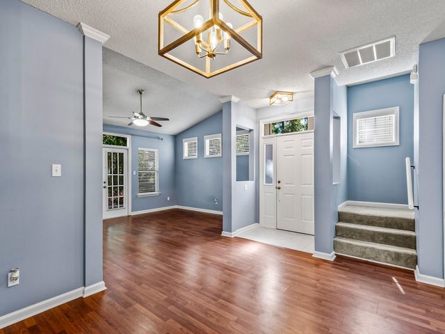 5015 Mint Hill Court, Tallahassee, FL 32309