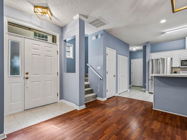 5015 Mint Hill Court, Tallahassee, FL 32309