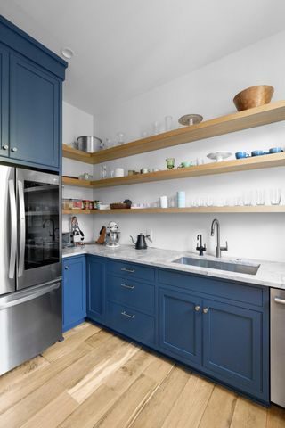 2808 Brooks Street, Sullivans Island, SC 29482