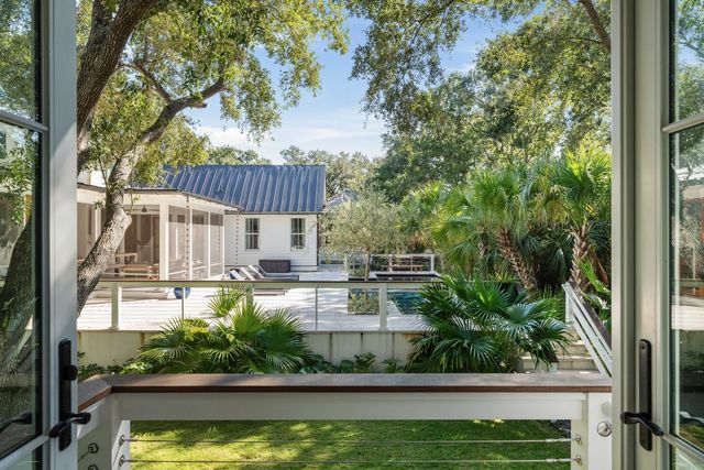 2808 Brooks Street, Sullivans Island, SC 29482