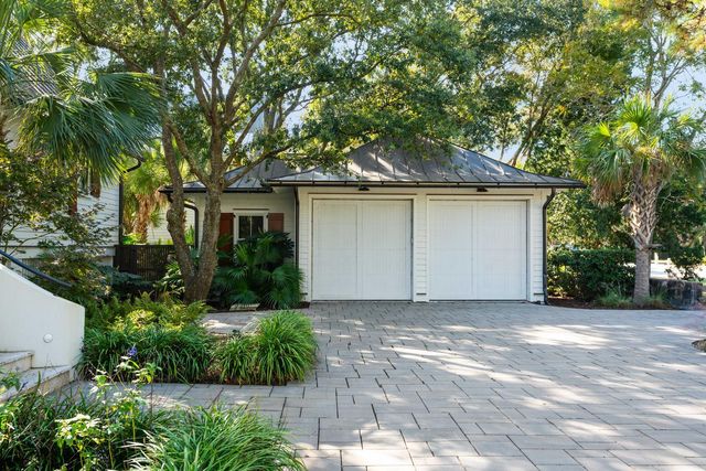 2808 Brooks Street, Sullivans Island, SC 29482