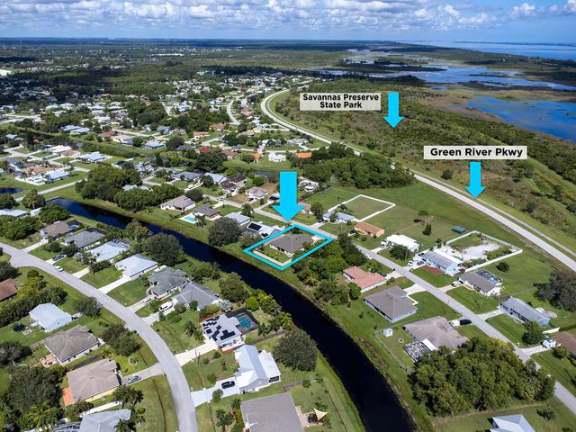 1662 SE North Blackwell Drive, Port St. Lucie, Port St Lucie, FL 34952