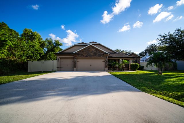 1662 SE North Blackwell Drive, Port St. Lucie, Port St Lucie, FL 34952