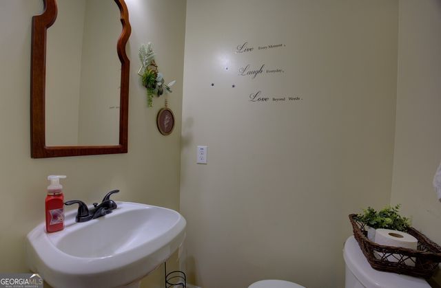 5649 Hightower Trail SE, Social Circle, GA 30025