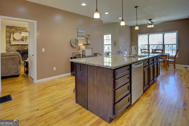 5649 Hightower Trail SE, Social Circle, GA 30025