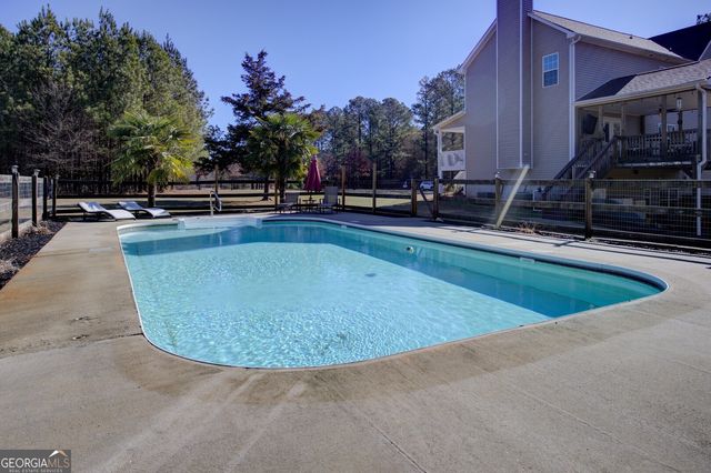 5649 Hightower Trail SE, Social Circle, GA 30025