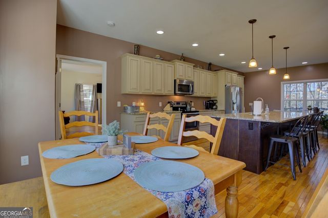 5649 Hightower Trail SE, Social Circle, GA 30025