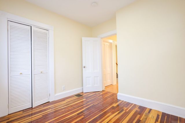 98 Safford St, Quincy, MA 02171