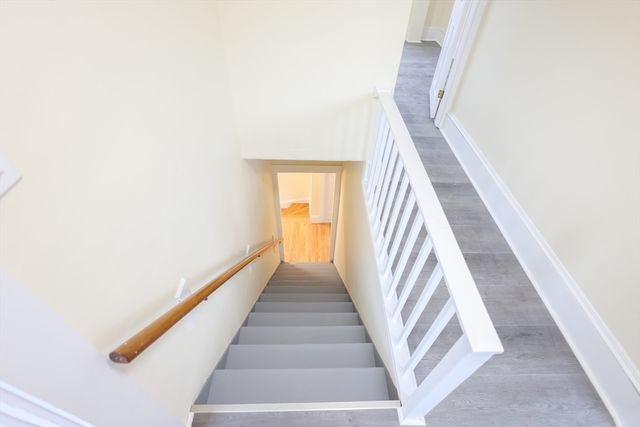 98 Safford St, Quincy, MA 02171