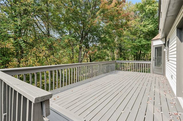 2561 Barnwood Drive, Franklin Park, PA 15090