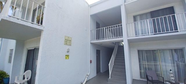 409 Executive Center Drive 209, West Palm Beach, FL 33401