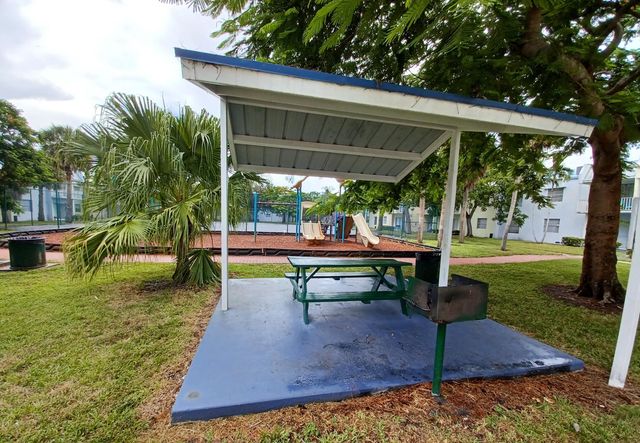409 Executive Center Drive 209, West Palm Beach, FL 33401