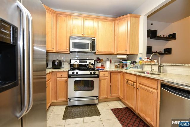 175 Rochelle Avenue 309, Rochelle Park, NJ 07662
