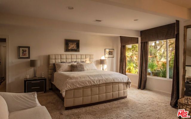 679 Wonder View Drive, Calabasas, CA 91302