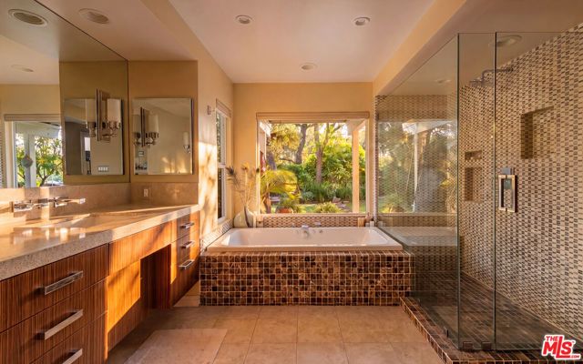679 Wonder View Drive, Calabasas, CA 91302