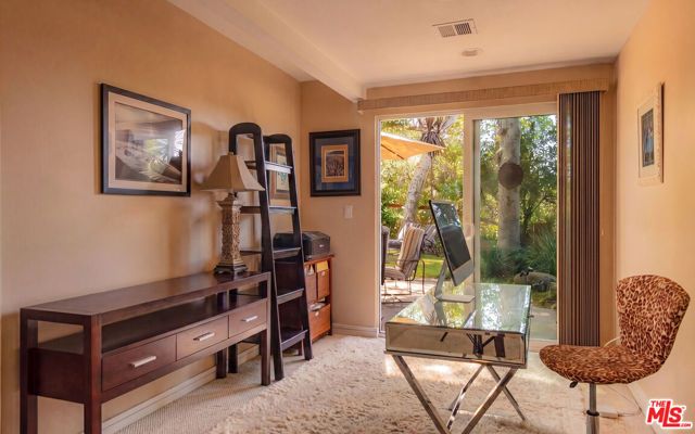 679 Wonder View Drive, Calabasas, CA 91302
