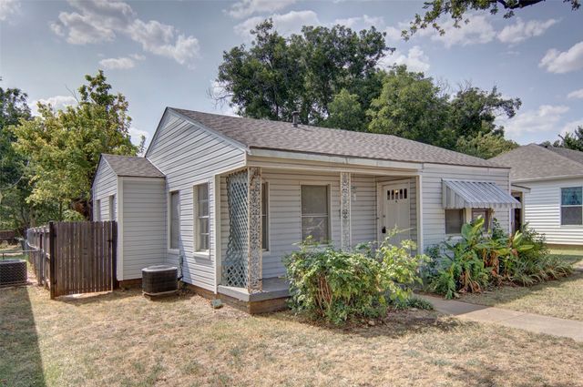 1203 Hanover Street, Weatherford, TX 76086