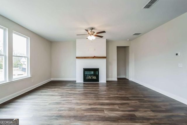 94 Hickory Grove Lane, Hoschton, GA 30548