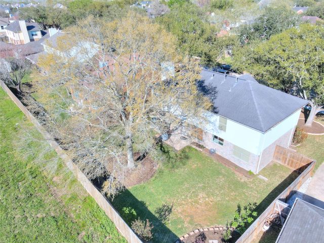 3914 Ivywood Drive, Pearland, TX 77584