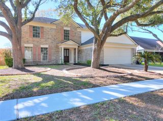 3914 Ivywood Drive, Pearland, TX 77584